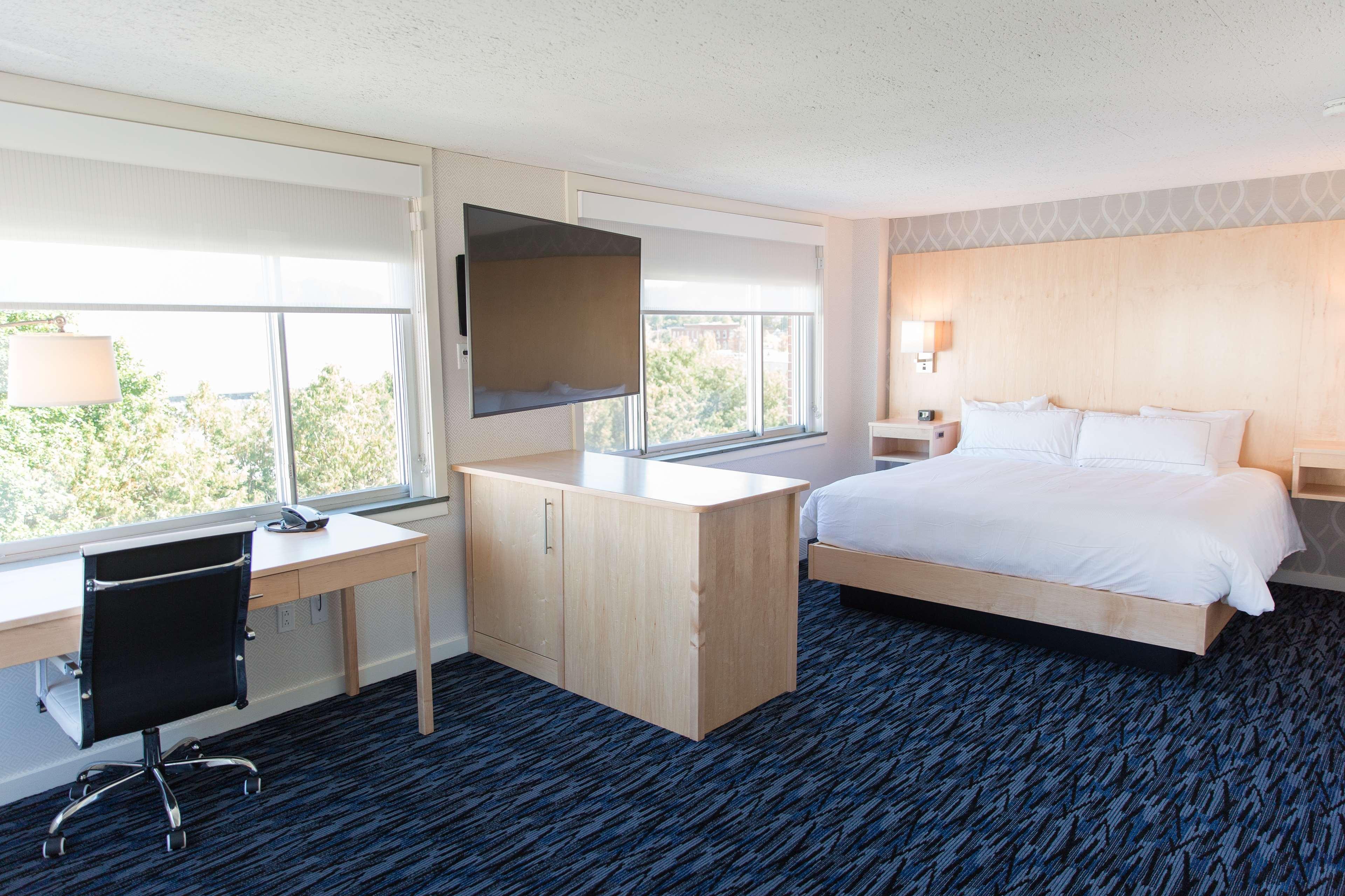 Capitol Plaza Hotel Montpelier Tapestry Collection By Hilton Exterior foto